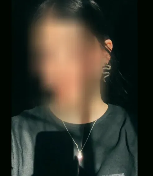 Alena, 21