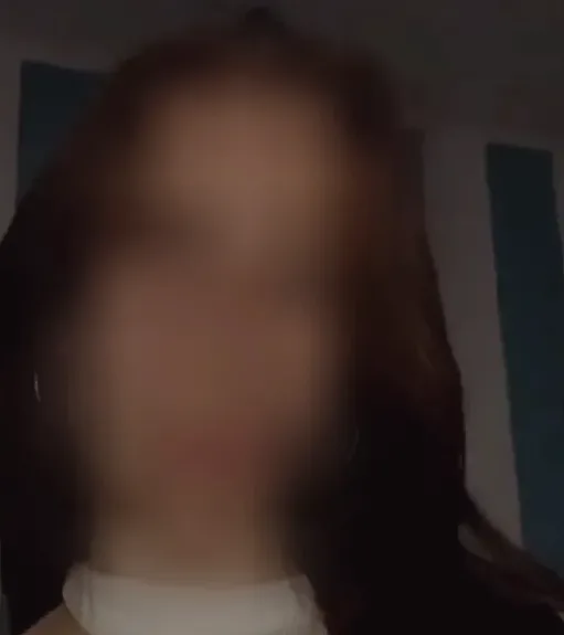 Aylin, 20