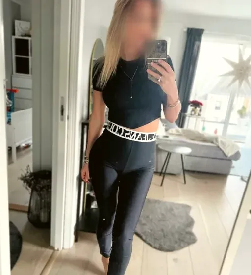 Dilara, 32