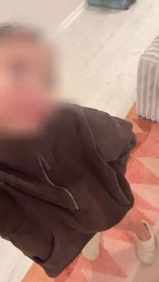Doris, 31