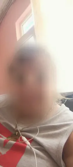 Elena, 33