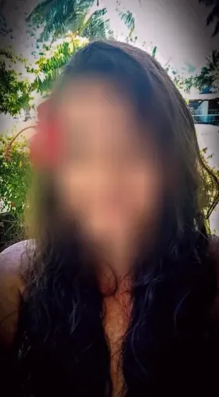 Lena, 40
