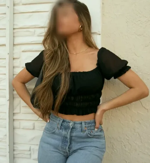Paula, 34